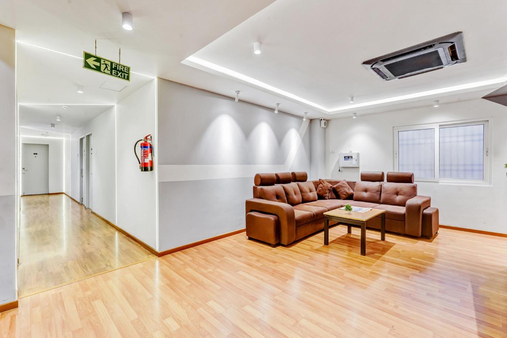 Upar Hotels Nungambakkam Nearby Us Consulate Apollo Hospital Sankara Nethralaya Chennai Esterno foto